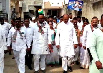 काॅंग्रेसच्या ‘हात से हात जोडो’ अभियानाला धुळ्यात सुरुवात