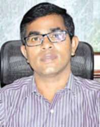 अटक वॉरंटमुळे धावाधाव!