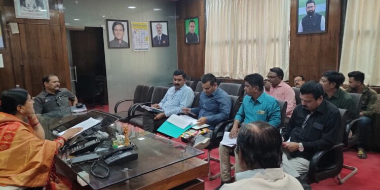 DMC News धुळेकरांना तीन दिवसाआड पाणी द्या! महापौरांच्या सूचना