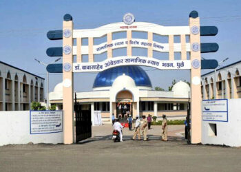 JEE, NEET, MHT-CET प्रशिक्षणार्थी विद्यार्थ्यांना टॅब अणि डाटा सिमकार्ड मोफत no1maharashtra #News Updates