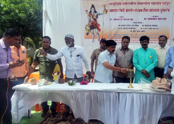 Farukh shah: मी सर्व धर्मियांचा आमदार, महादेव मंदिराच्या संरक्षक भिंतीसाठी दिला निधी