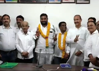 धुळे बाजार समिती सभापतीपदी बाजीराव पाटील, उपसभापतीपदी योगेश पाटील बिनविरोध