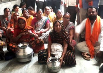 ShivSena Handa Morcha तहानलेल्या धुळेकरांसाठी शिवसेनेचा हंडा मोर्चा