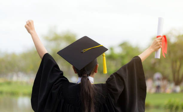 Scholarships for Study Abroad for Tribal Students आदिवासी विद्यार्थ्यांना परदेशात शिक्षणासाठी शिष्यवृत्ती