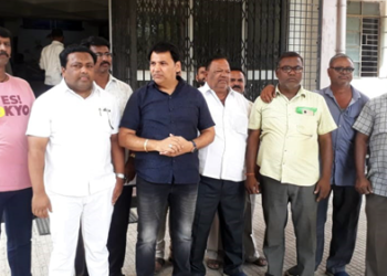 Dhule News ऐन दिवाळीत पथविक्रेत्यांना हटविण्याचा घाट