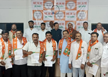 BJP News धुळे तालुका भाजप नवनिर्वाचित पदधिकार्यांचा खा. सुभाष भामरे यांच्या हस्ते सत्कार