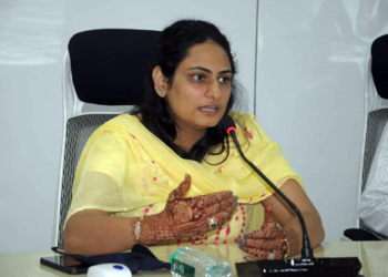 Manisha Khatri दिवाळी निमित्त 100 रुपयांत मिळणार ‘आनंदाचा शिधा