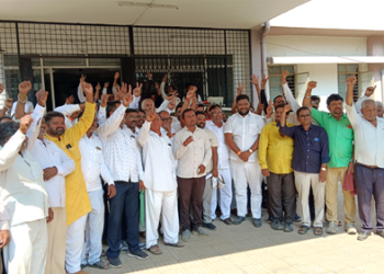 Dhule Gramin News अक्कलपाडा प्रकल्पातून सातपायरी धरण भरा