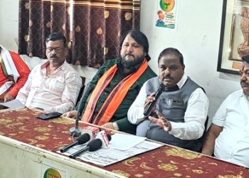 Pradeep Peshkar डॉ. सुभाष भामरेना धुळ्यातून एक लाखांचे मताधिक्य देण्याचा संकल्प